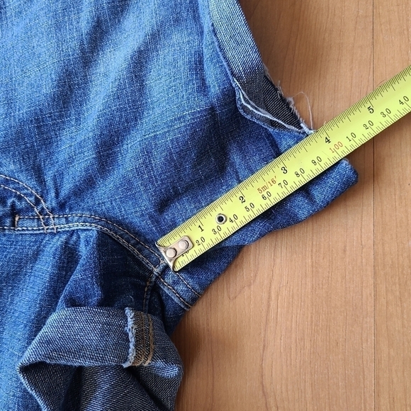 LEVI'S 515 Cutoff Jean Shorts - Picture 7 of 11